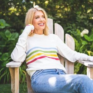 Barely Canadian is a line of super soft sweaters, super soft smittens and Hats.